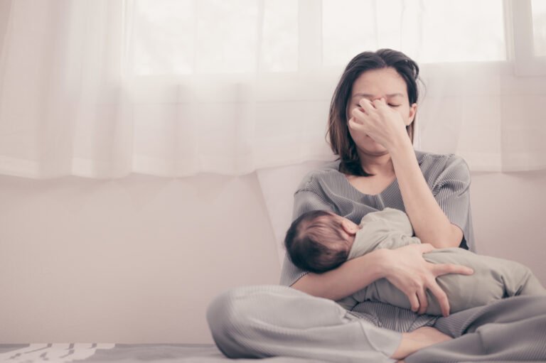 Essential Reading: Postpartum Depression, Is It Unipolar Or Bipolar?