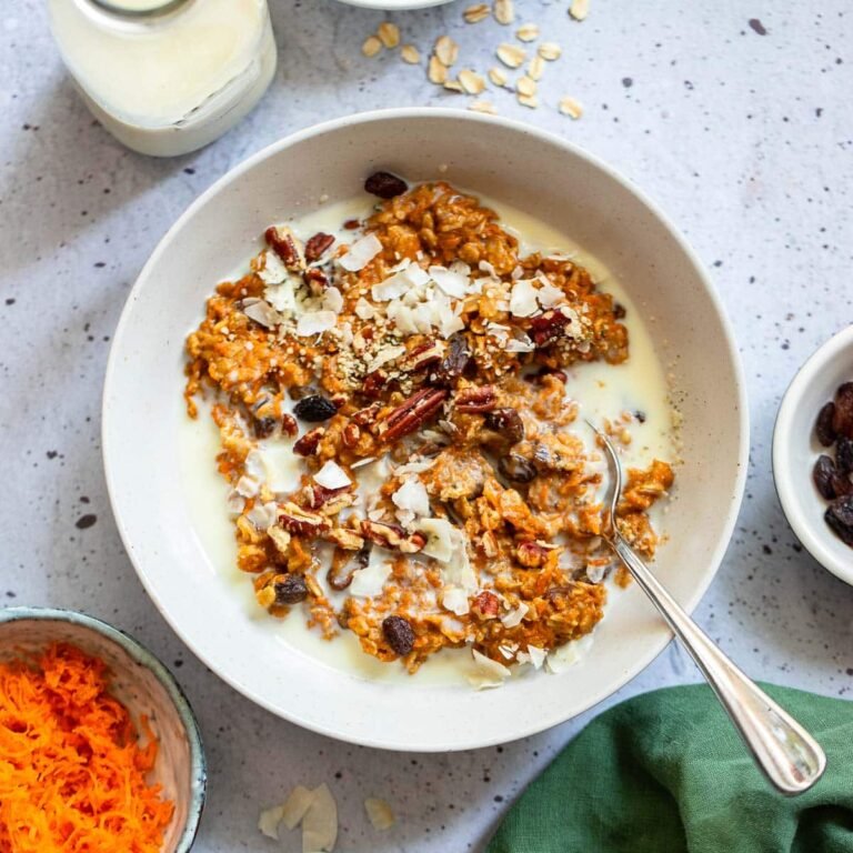 Healthy Carrot Cake Oatmeal