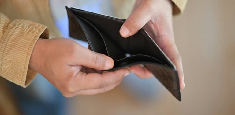 3 Ways Canadians Can Take Control Of Their Finances In
