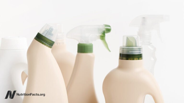 Cleaning Products, Air Deodorants And Lung Function