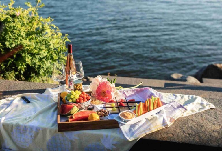 Draw A Lovely Heart Picnic