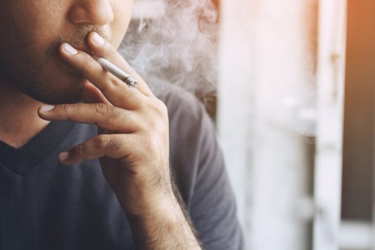 Heavy Smoking Is Linked To Atrophy In Alzheimer's Brain Areas