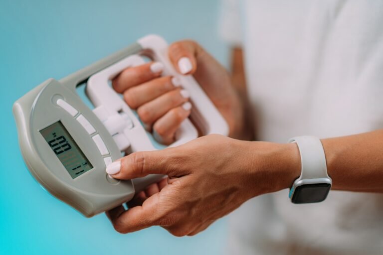A simple hand grip test can reveal your future obesity risk A Simple Hand Grip Test Can Reveal Your Future Obesity
