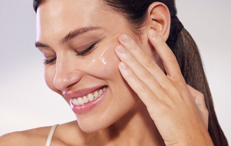 Oily or Combination Skin? Here’s the perfect skin care routine Oily Or Combination Skin? Here's The Perfect Skin Care Routine