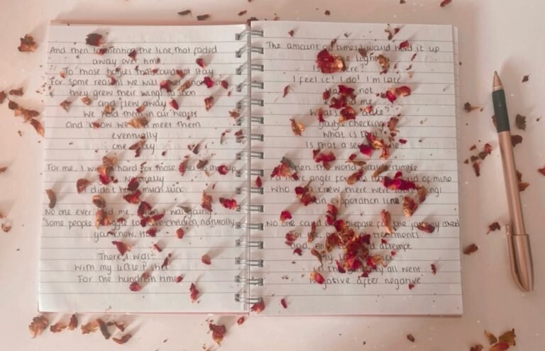 Baby wellness. Massage. Yoga. Game. Nurturing Baby & You Baby Wellness. Massage. Yoga. Game. Nurturing Baby & You