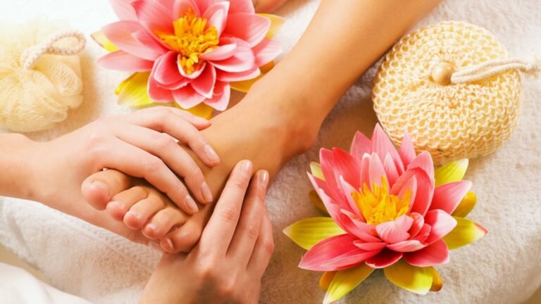 Postnatal Massage: Benefits, Timing And What To Book