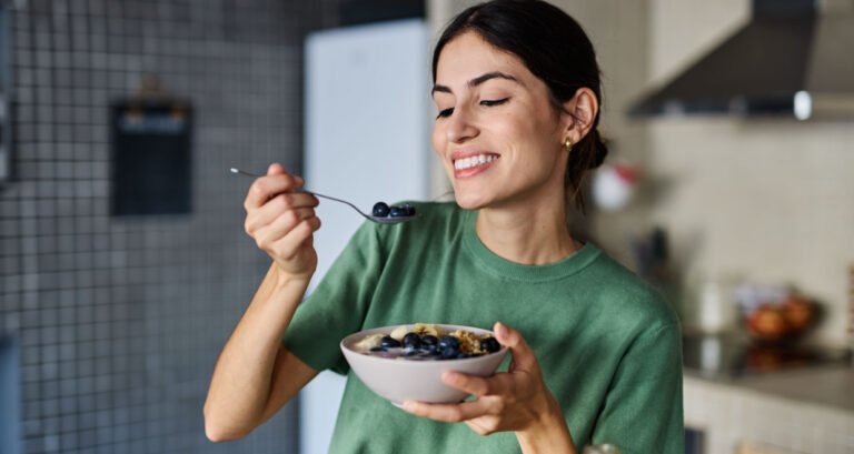 Eat Your Way To A Stronger Heart: The Essential Guide