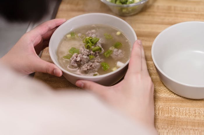 Can You Eat Your Way To Dewier Skin? Hyaluronic acid for skin hydration Can You Eat Your Way To Dewier Skin? Hyaluronic Acid