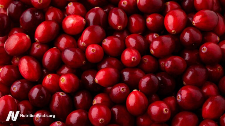 Do Cranberries And Pumpkin Seeds Help An Enlarged Prostate?