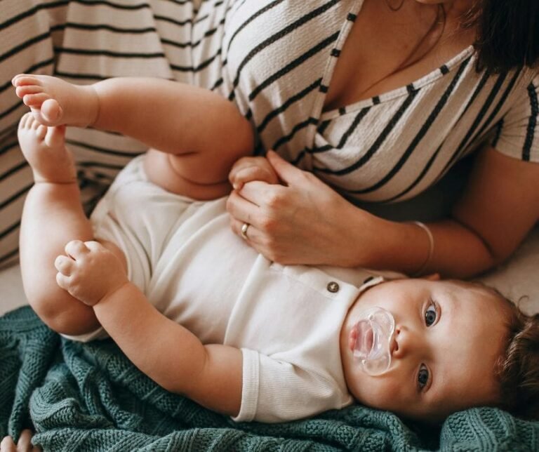 Free and Cheap Things to Do with a Baby (By Season) Free And Cheap Things To Do With A Baby (by